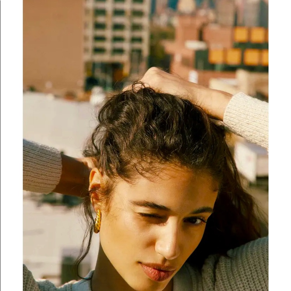 Puffed Large Hoop Earrings
MADEWELL